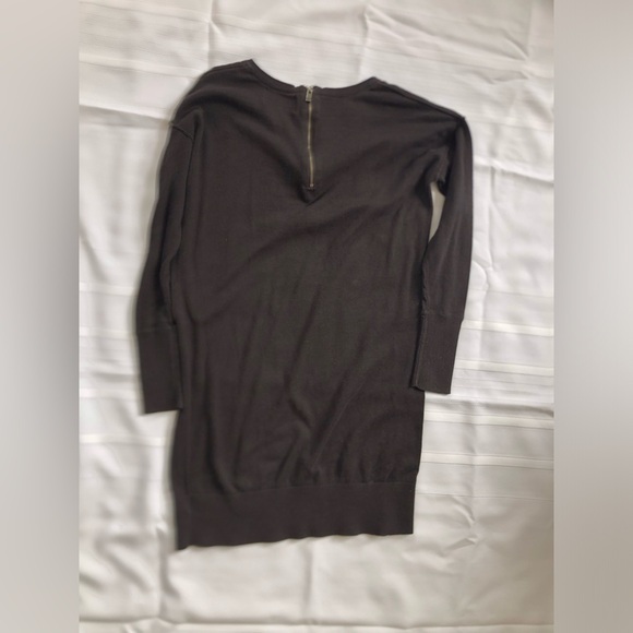 Lightweight Women's Sweater Dress - Picture 10 of 11